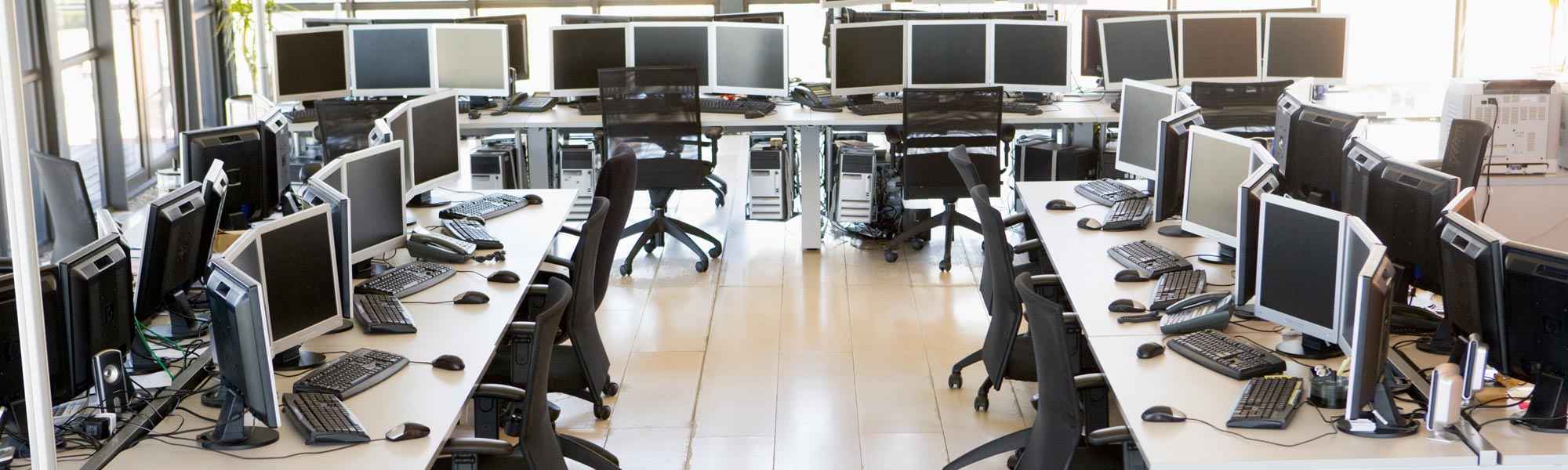 Entreprises : Transfert informatique 1 - Dmax, la référence en déménagement d'entreprise Entreprises : Transfert informatique Dmax, entreprise de déménagement d'entreprise et particulier
