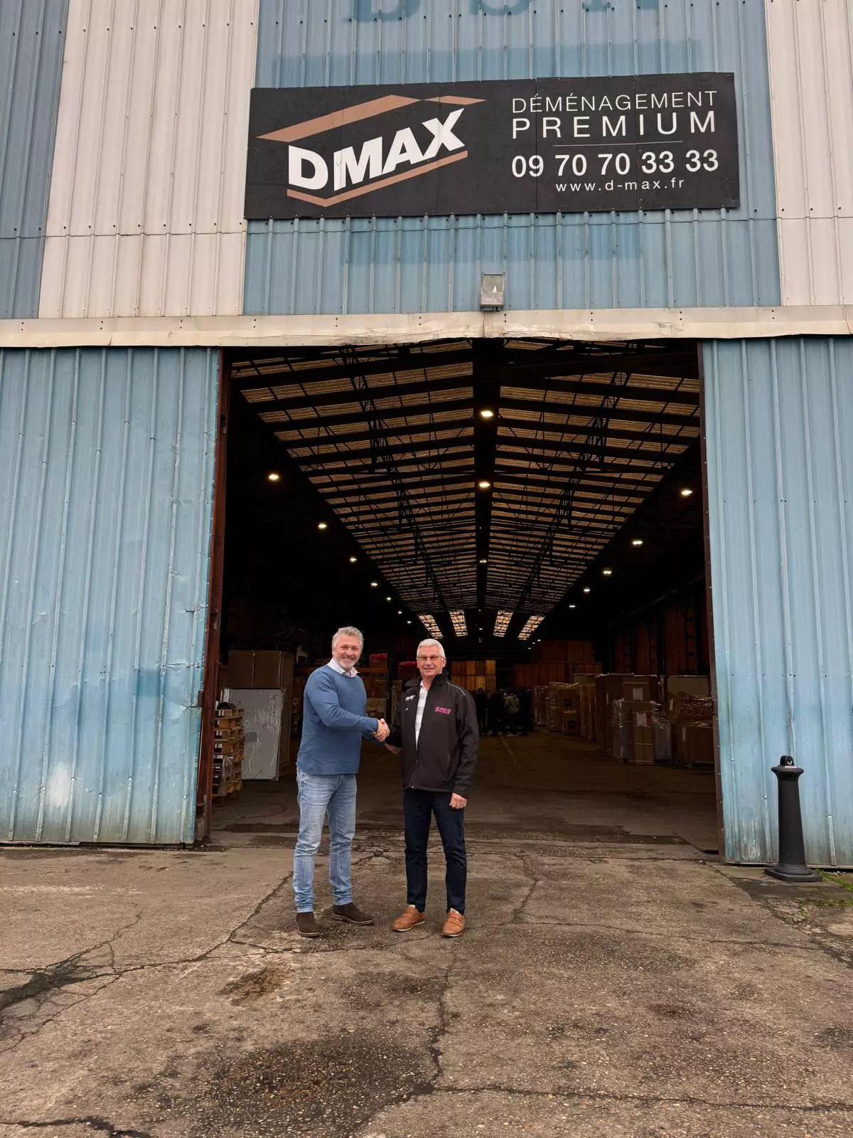 Le Groupe DMAX renforce sa présence en Nouvelle-Aquitaine avec l'acquisition de l’entreprise familiale de montage de mobilier AMC Dmax, entreprise de déménagement d'entreprise et particulier